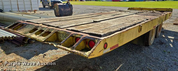 image for item EV4418 1986 Eager Beaver tilt deck equipment trailer