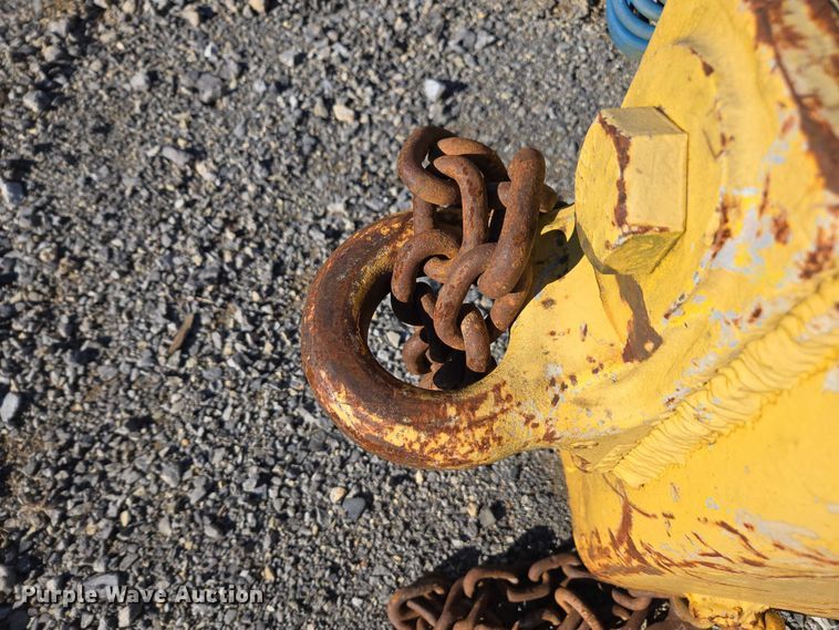 image for item EV4418 1986 Eager Beaver tilt deck equipment trailer