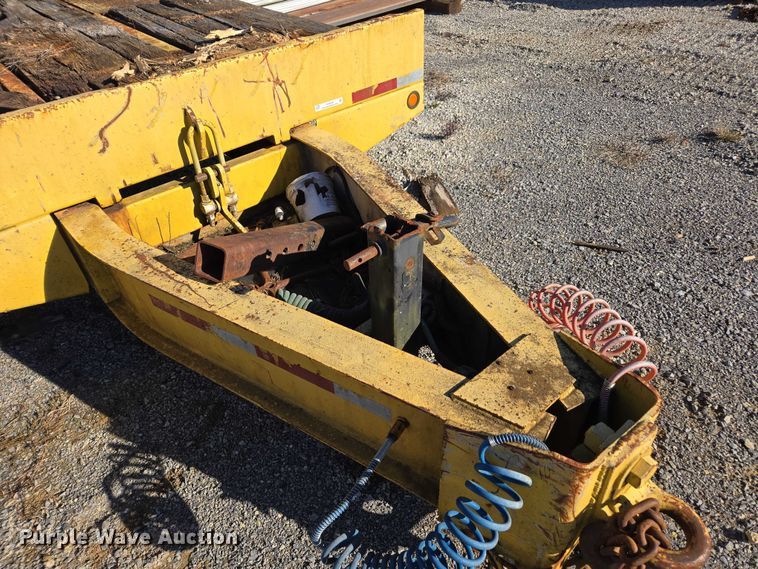 image for item EV4418 1986 Eager Beaver tilt deck equipment trailer