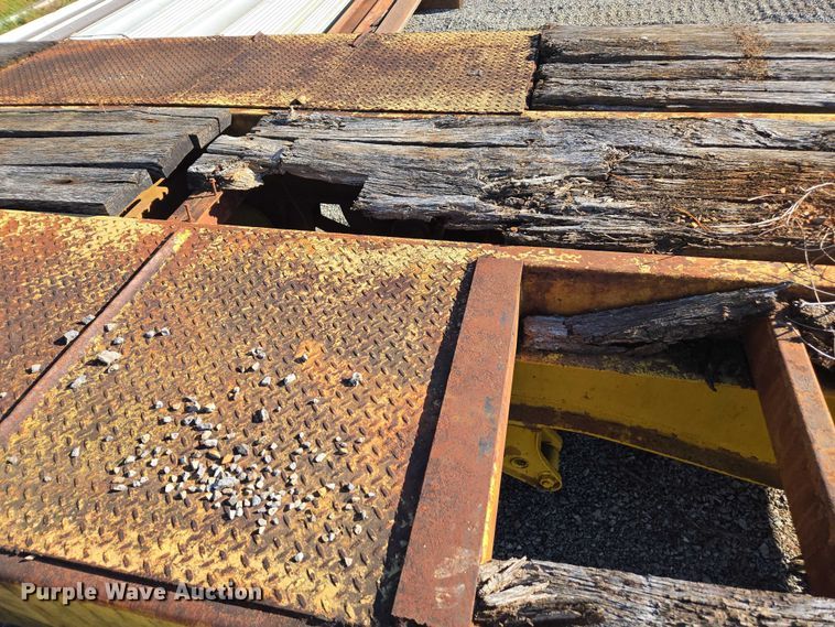 image for item EV4418 1986 Eager Beaver tilt deck equipment trailer