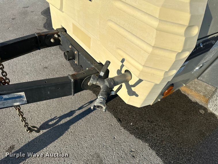 image for item FG1510 2017 Doosan P185 air compressor