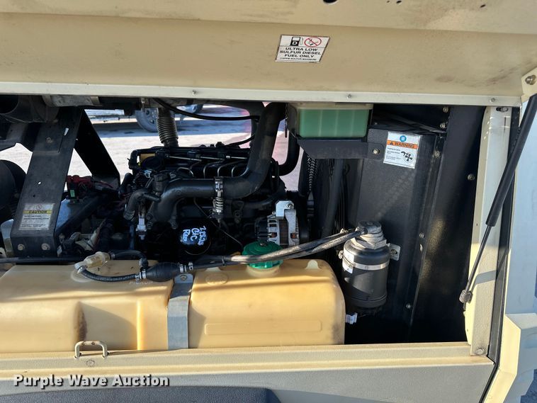 image for item FG1510 2017 Doosan P185 air compressor