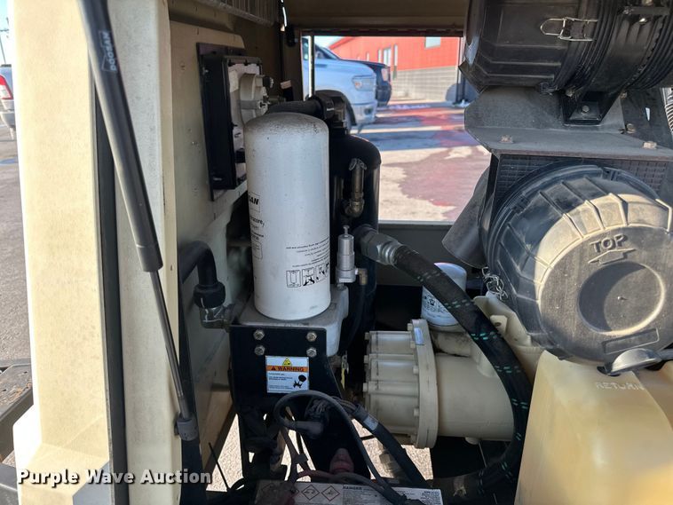 image for item FG1510 2017 Doosan P185 air compressor