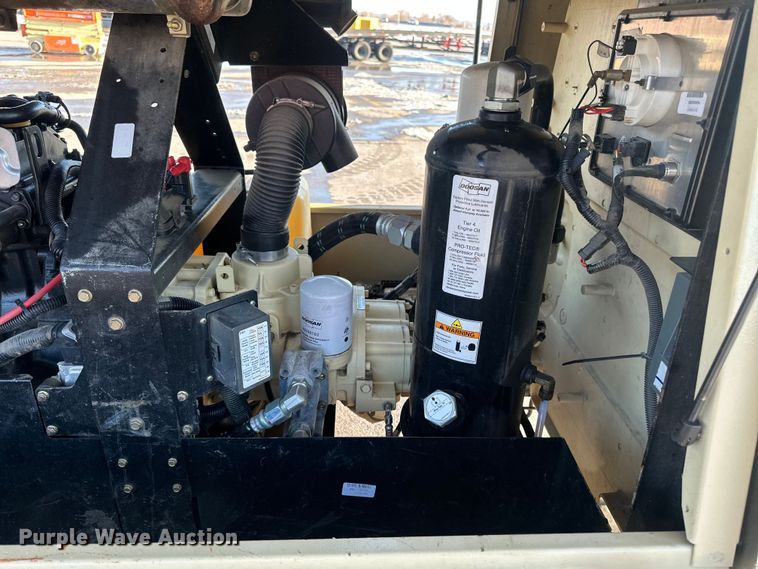 image for item FG1510 2017 Doosan P185 air compressor