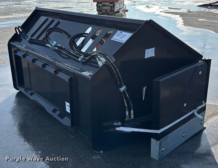 image for item FG1514 Landy SWB91 skid steer snow pusher