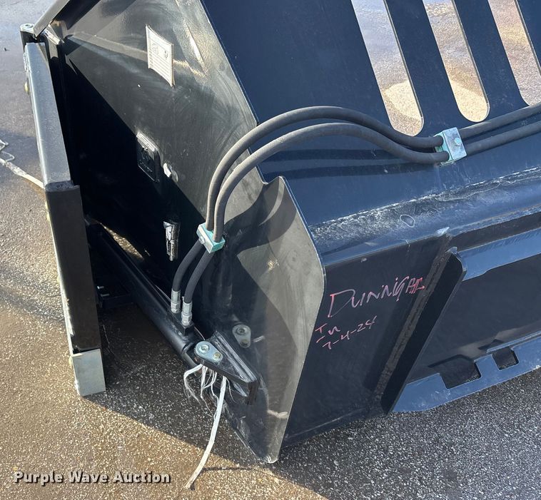 image for item FG1514 Landy SWB91 skid steer snow pusher