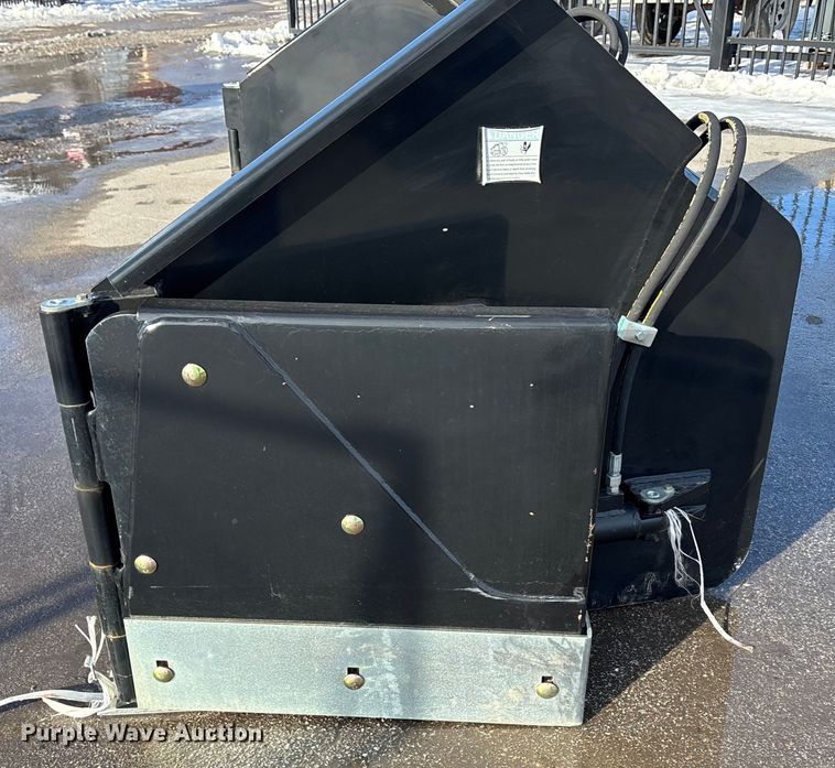 image for item FG1514 Landy SWB91 skid steer snow pusher