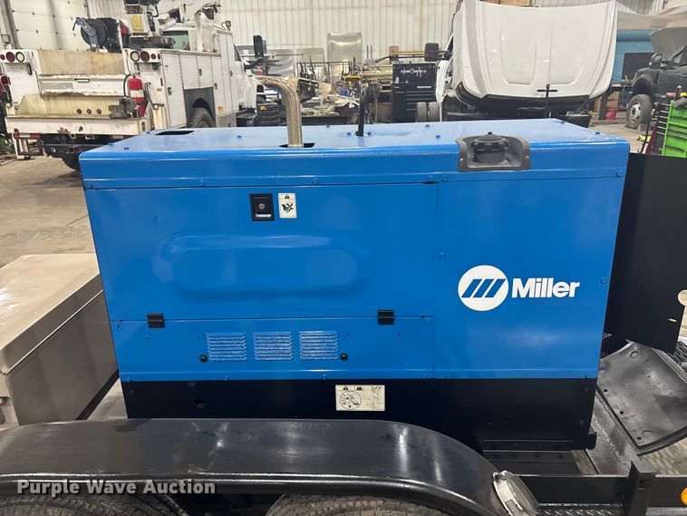 image for item FG1529 Miller Big blue 402P welder/generator