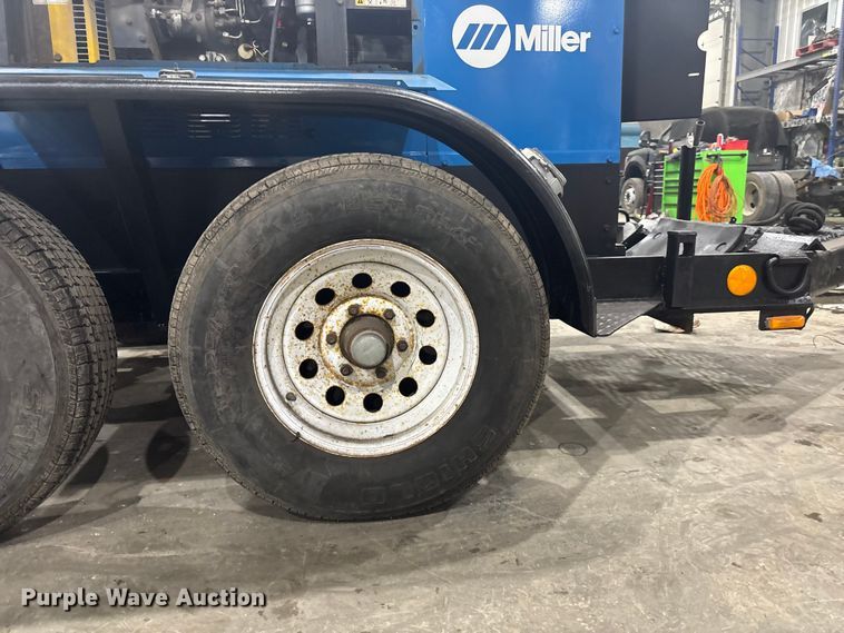 image for item FG1529 Miller Big blue 402P welder/generator