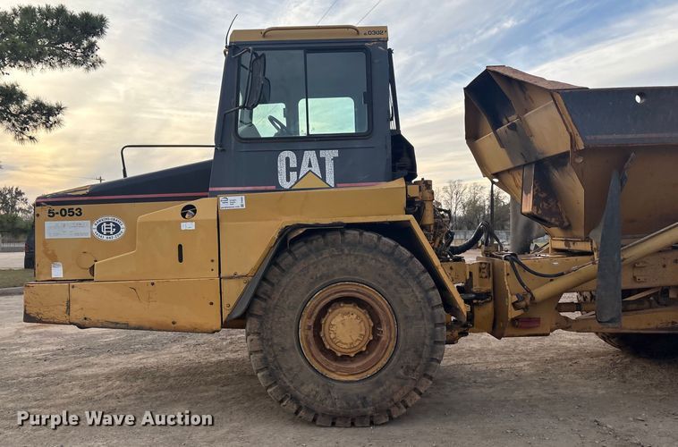 image for item FI0026 1999 Caterpillar D250EII articulated haul truck