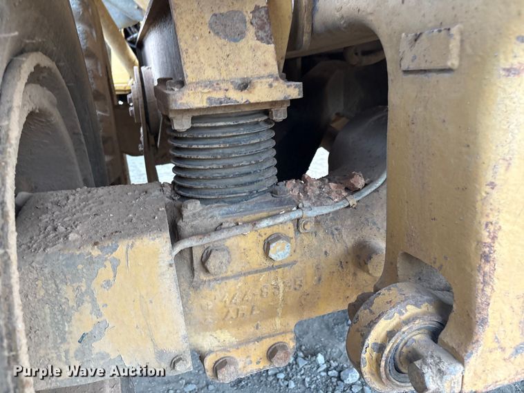 image for item FI0026 1999 Caterpillar D250EII articulated haul truck