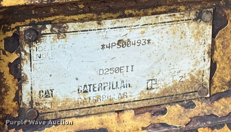 image for item FI0026 1999 Caterpillar D250EII articulated haul truck