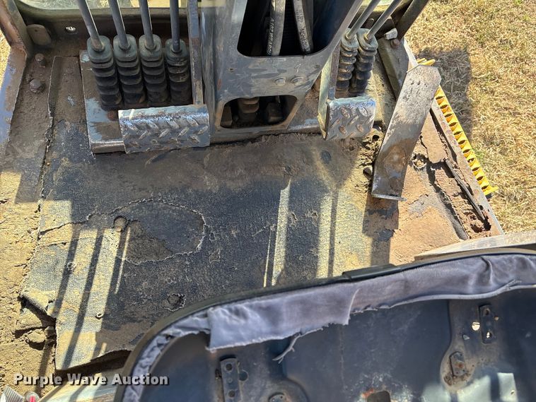 image for item FI0029 2002 New Holland RG80 motor grader