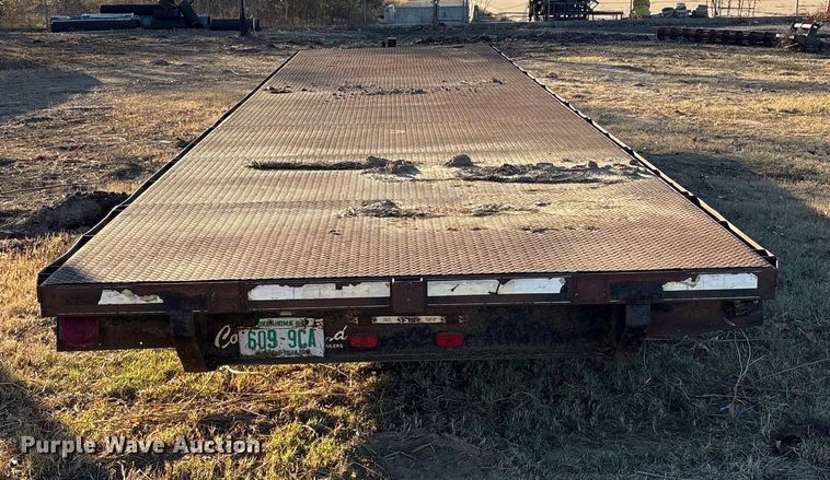 image for item FI0040 1993 Country Road Custom Trailers tilt deck equipment trailer