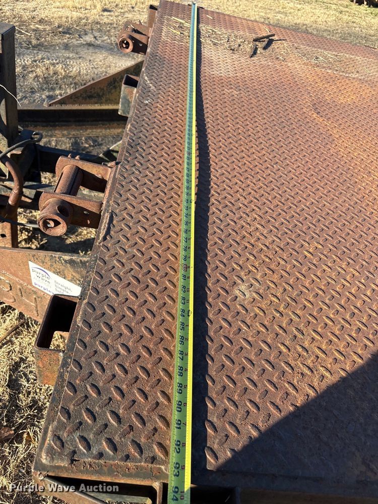 image for item FI0040 1993 Country Road Custom Trailers tilt deck equipment trailer