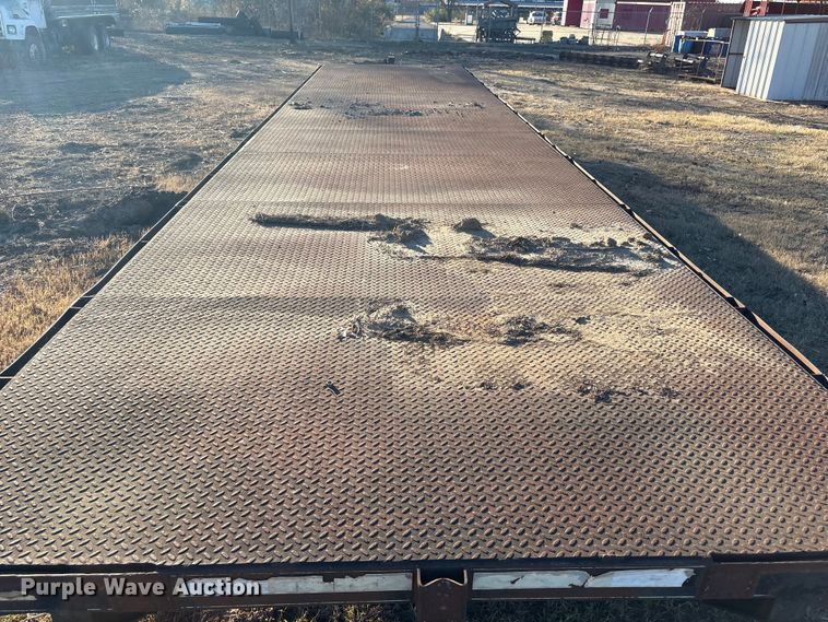 image for item FI0040 1993 Country Road Custom Trailers tilt deck equipment trailer