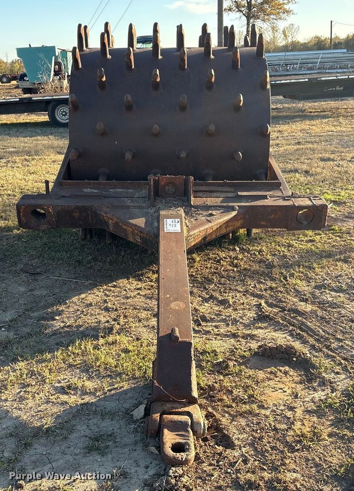 image for item FI0043 Single drum roller compactor