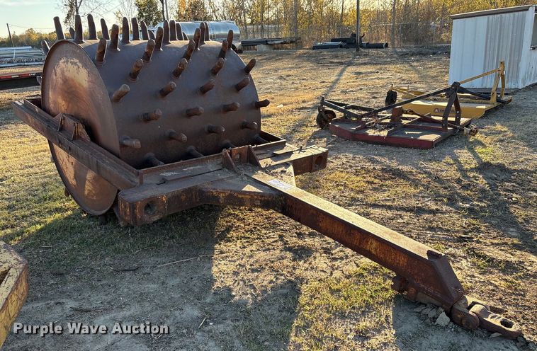 image for item FI0043 Single drum roller compactor