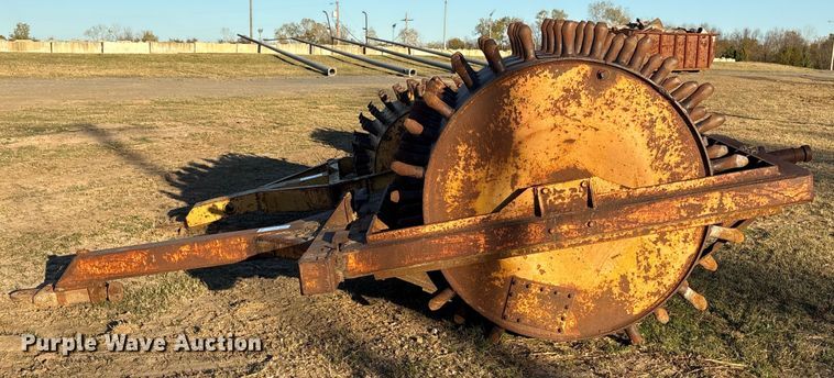 image for item FI0043 Single drum roller compactor