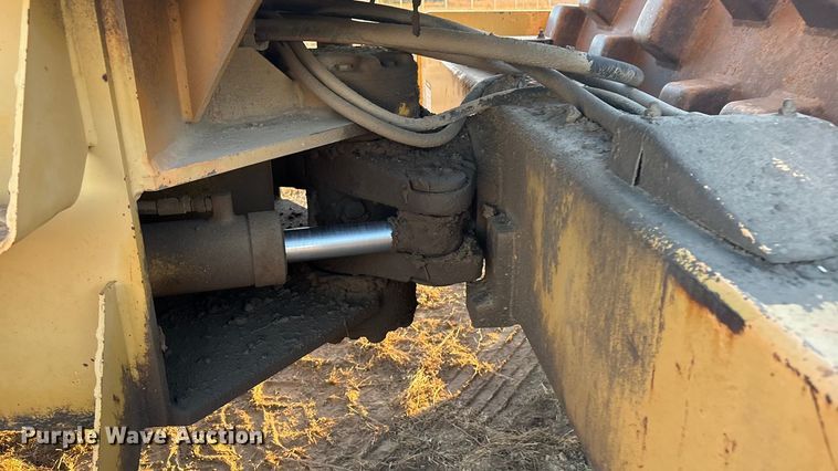 image for item FI0054 1993 Dresser PD784 single drum roller