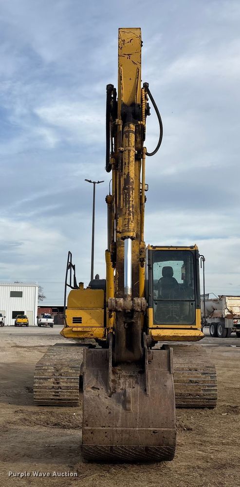 EXCAVADORA 2007 KOMATSU PC200LC8