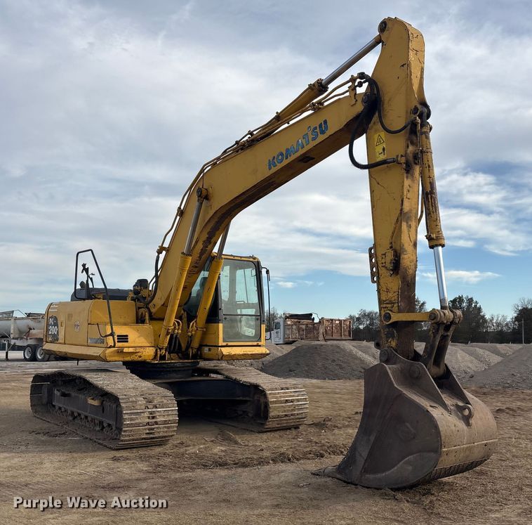 EXCAVADORA 2007 KOMATSU PC200LC8