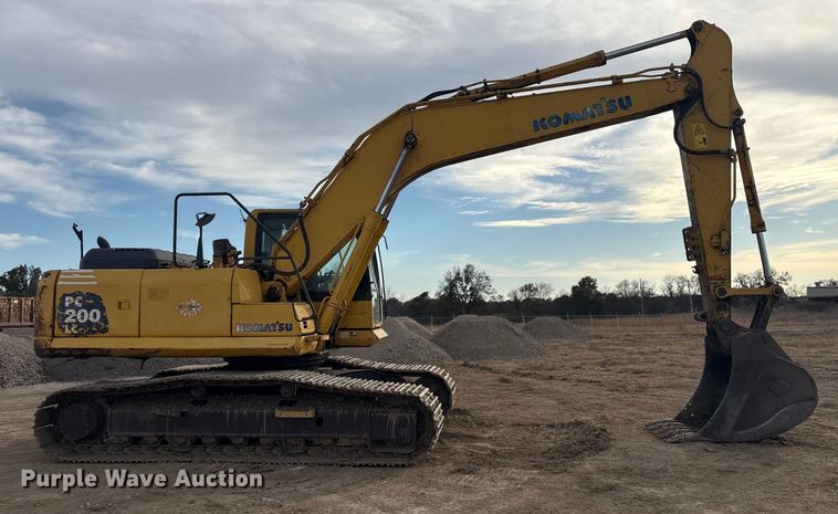 EXCAVADORA 2007 KOMATSU PC200LC8