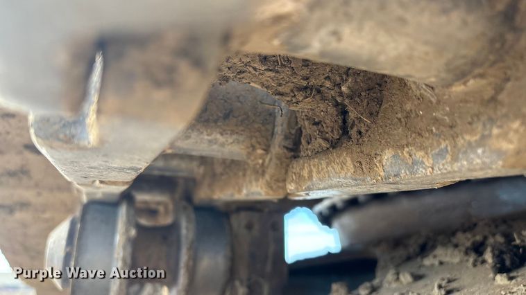 image for item FI0056 2007 Komatsu PC200LC-8 excavator