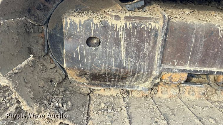 image for item FI0056 2007 Komatsu PC200LC-8 excavator