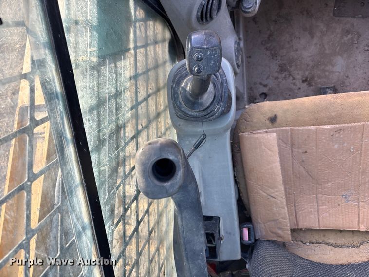 image for item FI0057 2011 Caterpillar 289C tracked skid steer loader