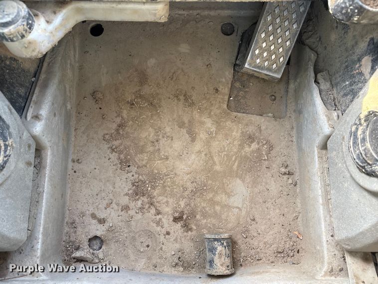 image for item FI0057 2011 Caterpillar 289C tracked skid steer loader