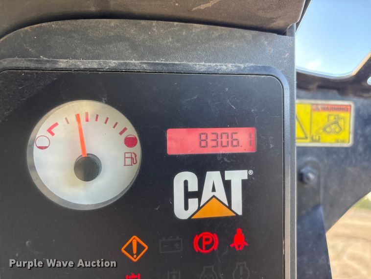 image for item FI0057 2011 Caterpillar 289C tracked skid steer loader