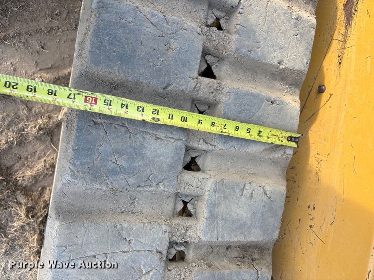 image for item FI0057 2011 Caterpillar 289C tracked skid steer loader