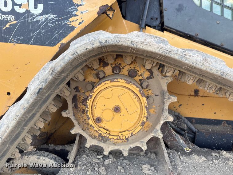 image for item FI0057 2011 Caterpillar 289C tracked skid steer loader