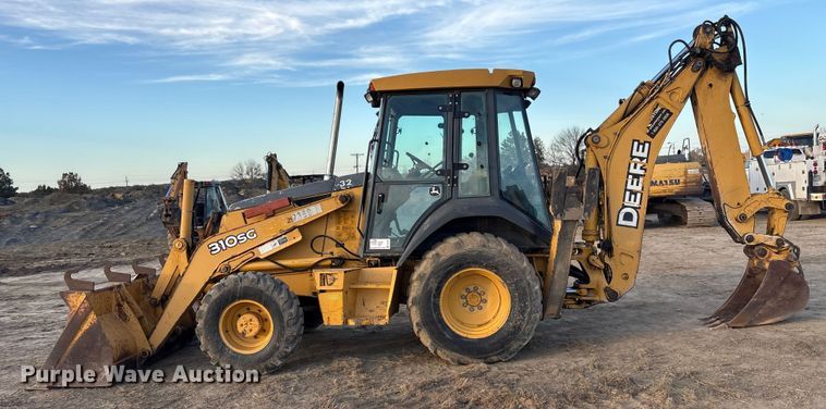 image for item FI0058 2006 John Deere 310SG backhoe