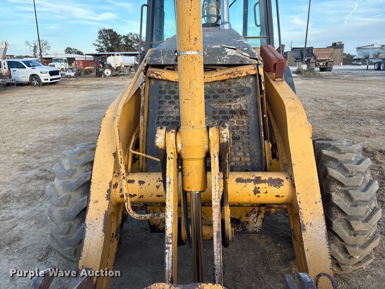 image for item FI0058 2006 John Deere 310SG backhoe