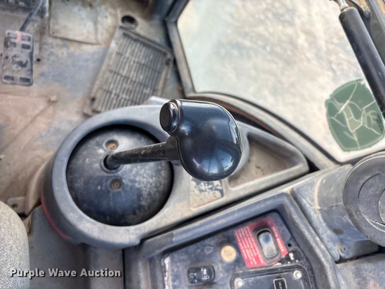 image for item FI0058 2006 John Deere 310SG backhoe