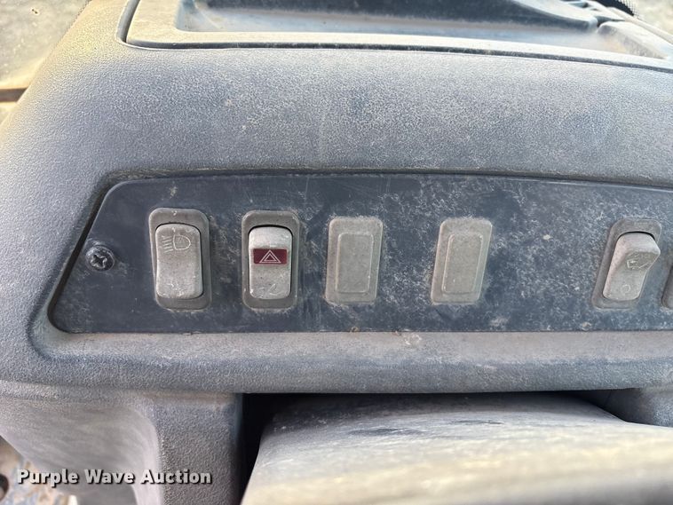 image for item FI0058 2006 John Deere 310SG backhoe