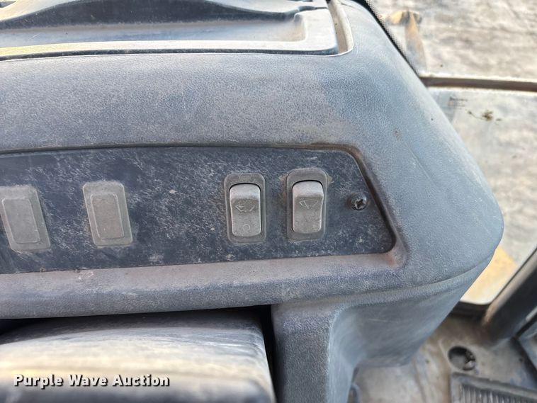 image for item FI0058 2006 John Deere 310SG backhoe