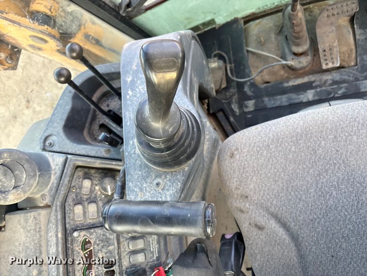 image for item FI0058 2006 John Deere 310SG backhoe