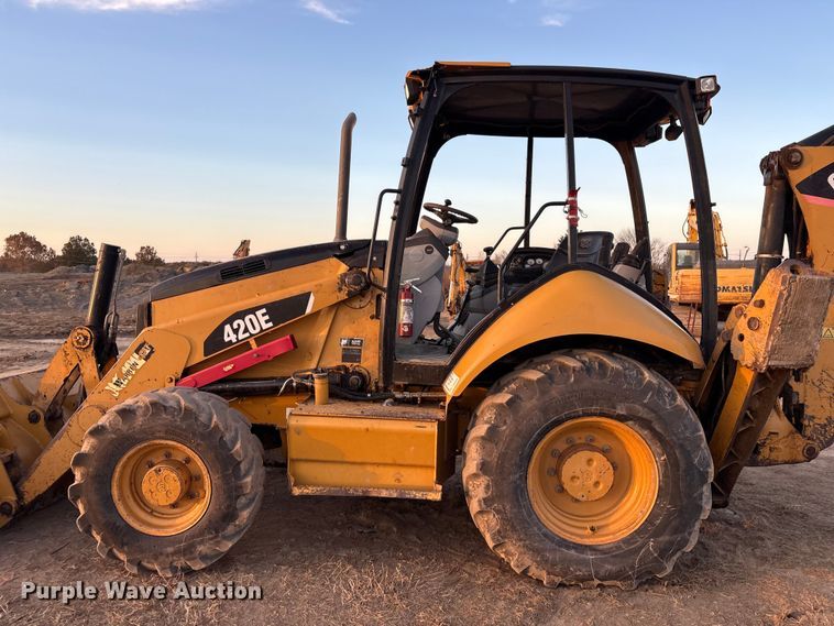 image for item FI0059 2011 Caterpillar 420E backhoe