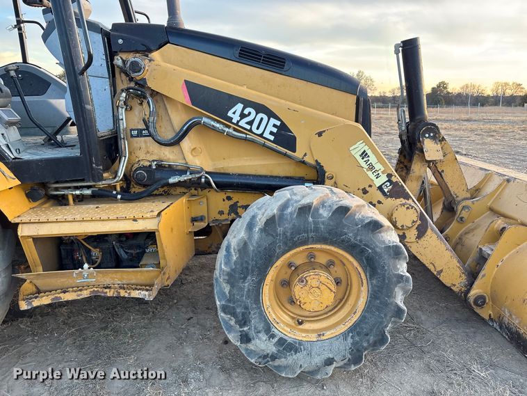 image for item FI0059 2011 Caterpillar 420E backhoe