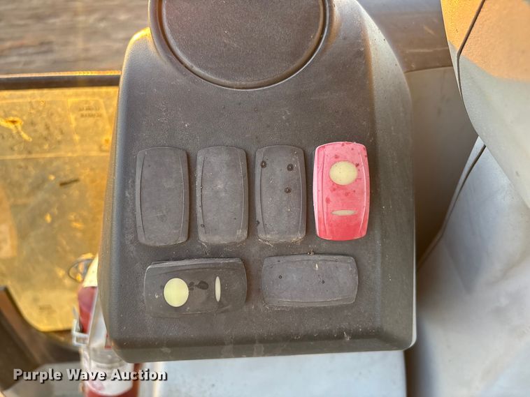 image for item FI0059 2011 Caterpillar 420E backhoe