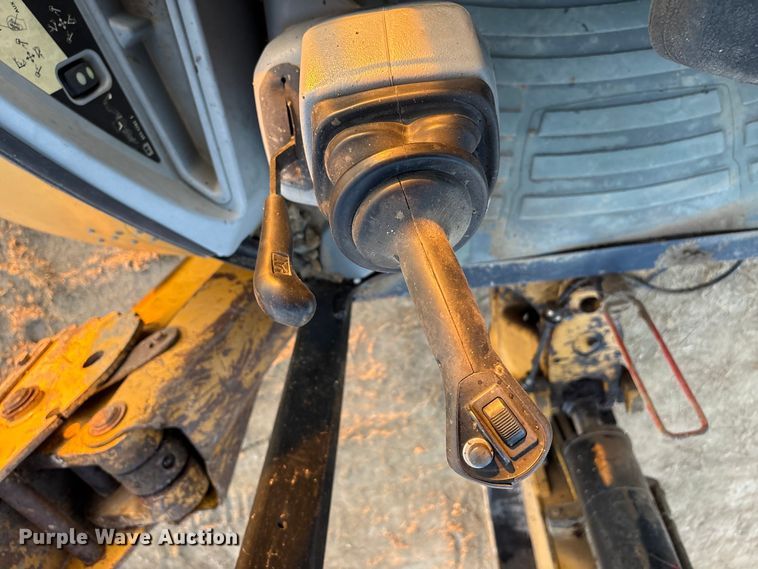 image for item FI0059 2011 Caterpillar 420E backhoe