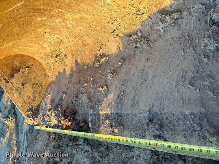 image for item FI0060 1998 Case 580 Super L backhoe