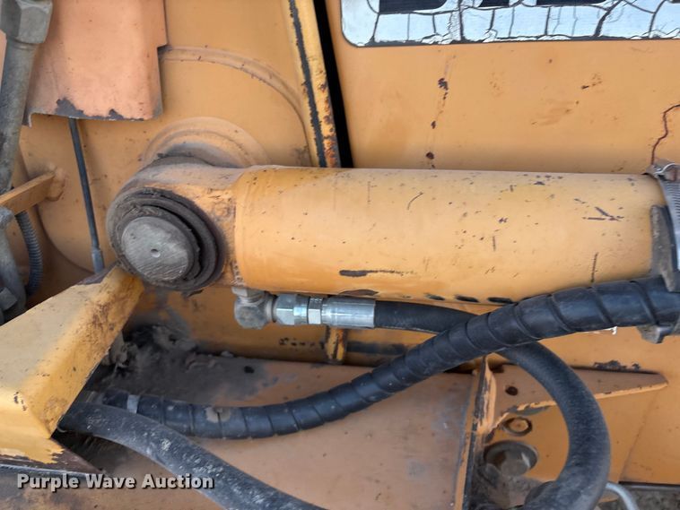 image for item FI0060 1998 Case 580 Super L backhoe