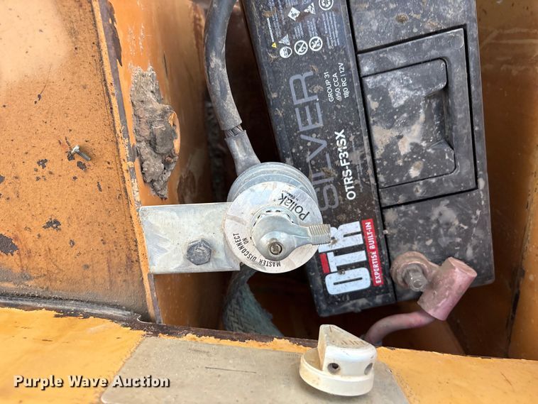 image for item FI0060 1998 Case 580 Super L backhoe