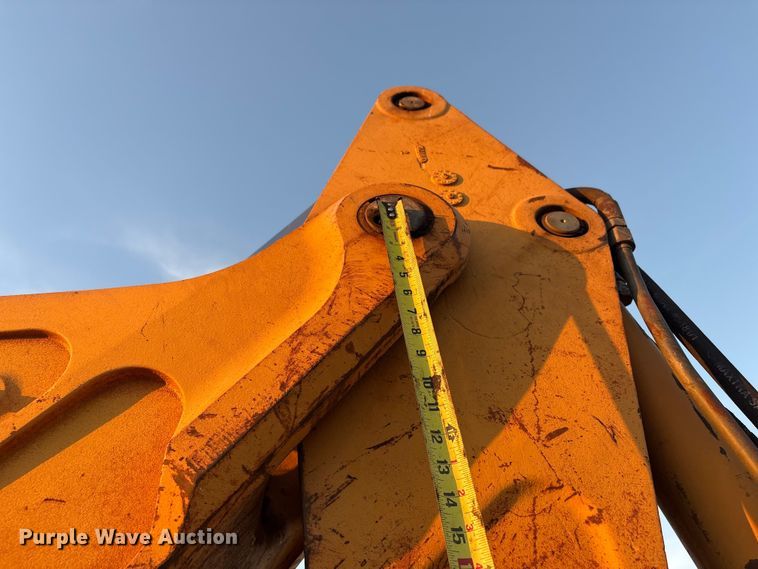 image for item FI0060 1998 Case 580 Super L backhoe