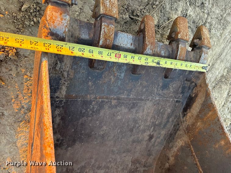 image for item FI0060 1998 Case 580 Super L backhoe