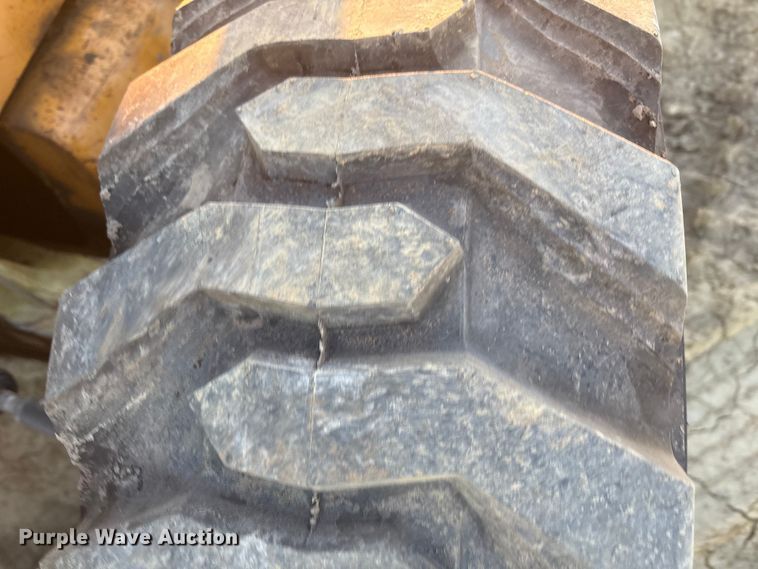 image for item FI0060 1998 Case 580 Super L backhoe